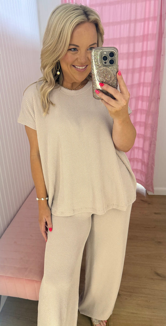 Beige ribbed pant set