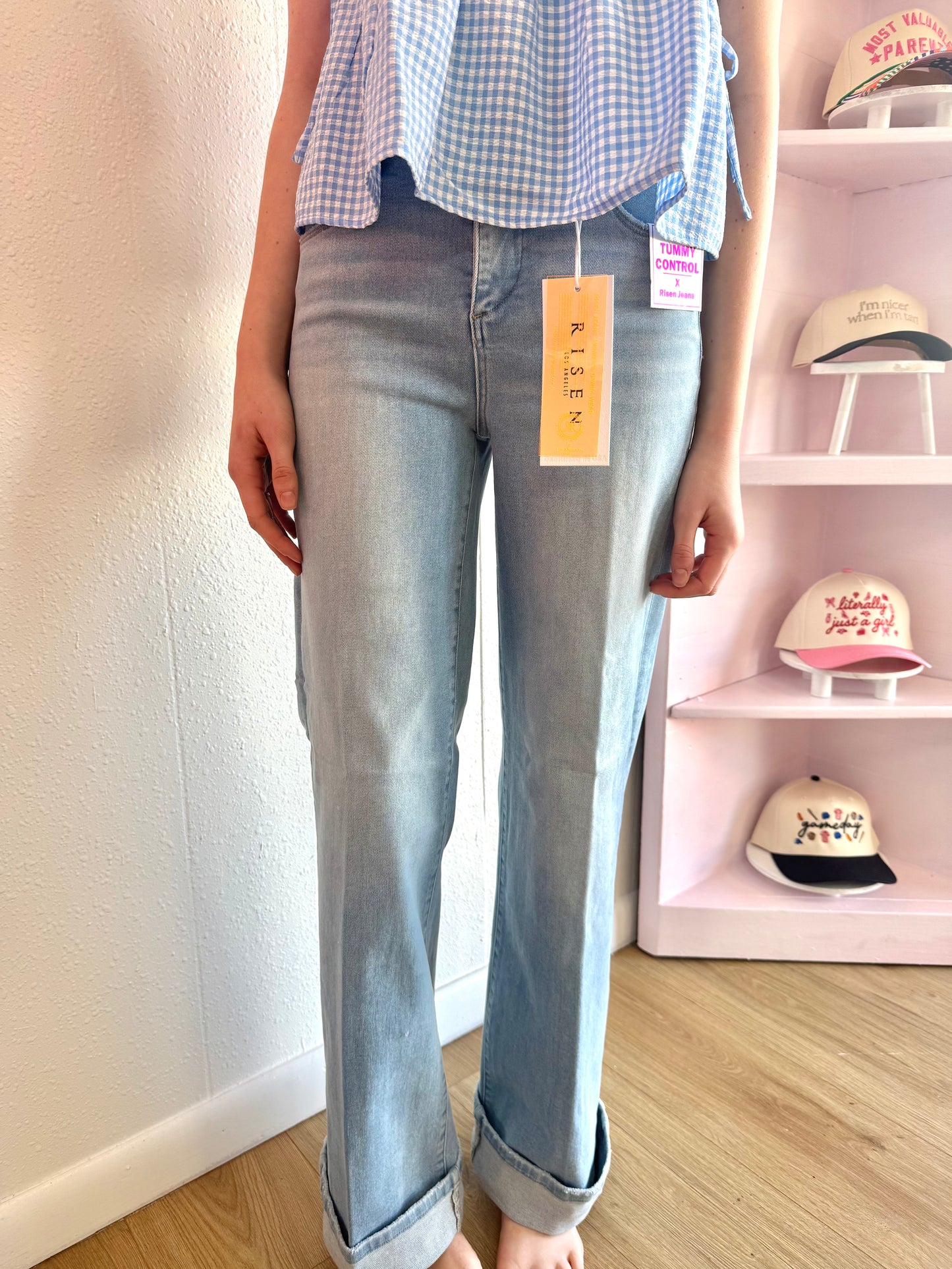 Cuffed risen jeans